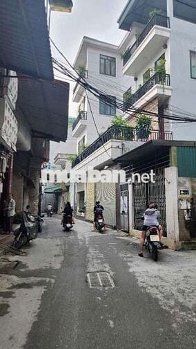 NHÀ 5 TẦNG SIÊU ĐẸP VĂN QUÁN HÀ ĐÔNG, FULL NỘI THẤT, ÔTÔ TRÁNH SÁT NHÀ
