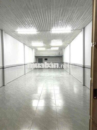 Nhà mặt tiền 5*22 mới y hình tiện kinh doanh
