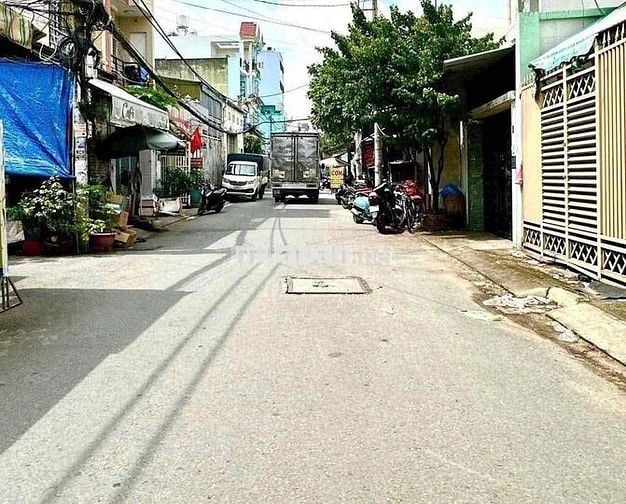 Cho thuê nhà Lê đình Cẩn .18tr 4x15!.4 tầng 6pn 6 tolet