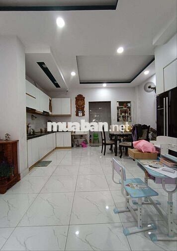 70 triệu/m2 nhà 3 tầng DTSD 150m2 đường Đỗ Thúc Tịnh Phường 12 Gò Vấp
