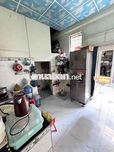 Nhà Bự - Giá Rẻ - Bình Tân - 51m2 - Hẻm trước sau - vuông vức - 3ty55