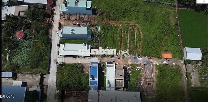 Lô đất vị trí đẹp 125m2 thổ cư bán 2.4 Tỷ