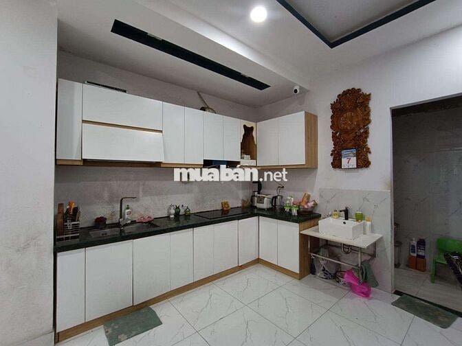 70 triệu/m2 nhà 3 tầng DTSD 150m2 đường Đỗ Thúc Tịnh Phường 12 Gò Vấp