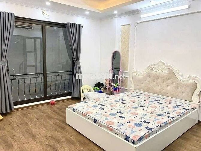 NHÀ 5 TẦNG SIÊU ĐẸP VĂN QUÁN HÀ ĐÔNG, FULL NỘI THẤT, ÔTÔ TRÁNH SÁT NHÀ
