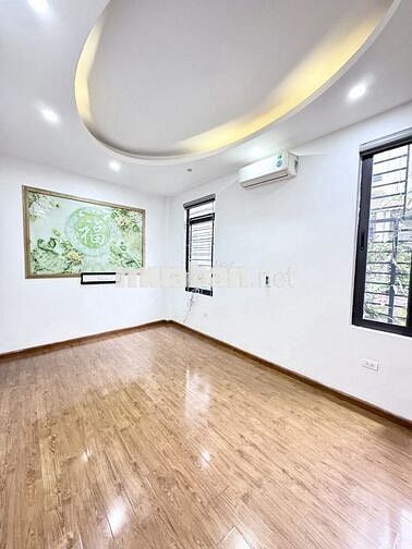 NHÀ THẠCH BÀN NGÕ THÔNG - Ô TÔ - KINH DOANH - ĐẸP Ở LUÔN - 50M RA PHỐ