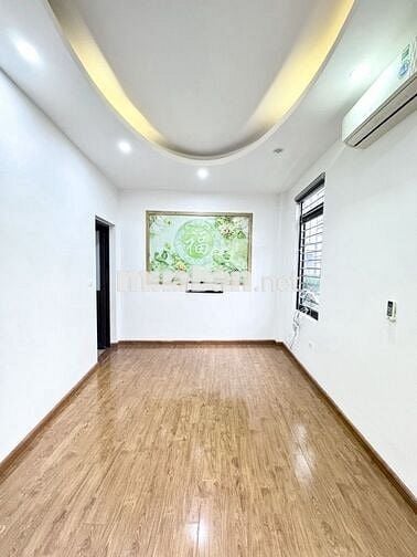 NHÀ THẠCH BÀN NGÕ THÔNG - Ô TÔ - KINH DOANH - ĐẸP Ở LUÔN - 50M RA PHỐ