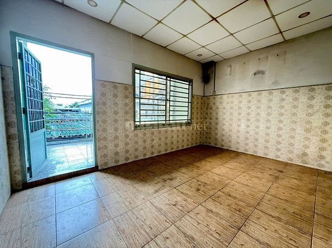 NHÀ TÂN THỚI HIỆP - TRỆT LẦU - HẺM OTO THÔNG -  RẺ HƠN NHÀ VI BẰNG