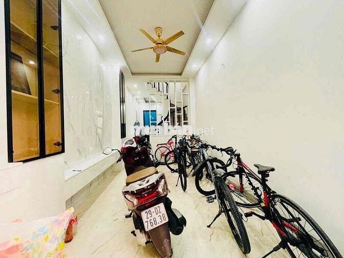 CẦN BÁN NHÀ VŨ TÔNG PHAN KHƯƠNG ĐÌNH Ô TÔ QUA NHÀ KINH DOANH DT: 37m2