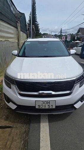 Kia Seltos 2022 Premium 1.4 AT - 40000 km