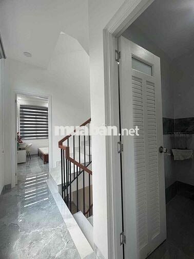 BÁN NHÀ Q12 TẶNG FULL NỘI THẤT
