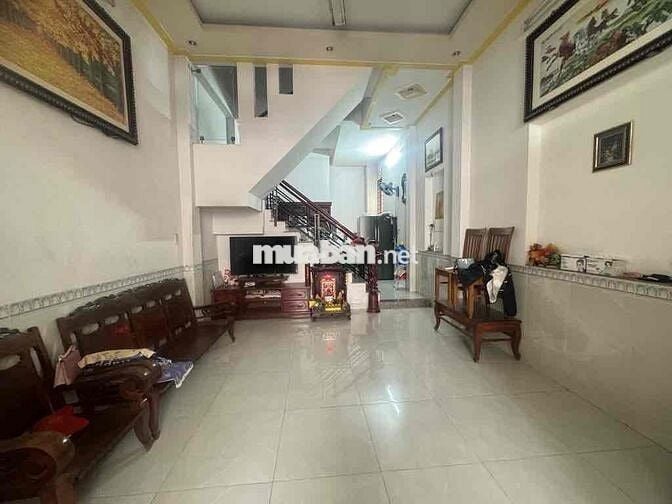 5,6 TỶ NHÀ HXH TÂN THỚI NHẤT 3 TẦNG SHR KHU DÂN CƯ HIỆN HỮU