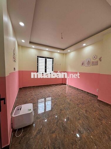 nhad mặt tiền cho thuê khu vip Tạ Q Bu P5 Q8 DT 4x18 . lầu sân thượng