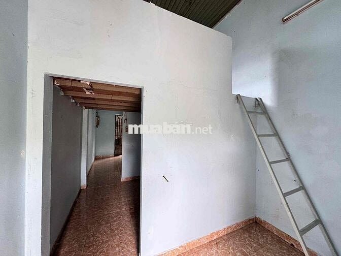 Nhà nguyên căn nhỏ 30m2 có gác ngay Khu Công Nghiệp Tây Bắc Củ Chi