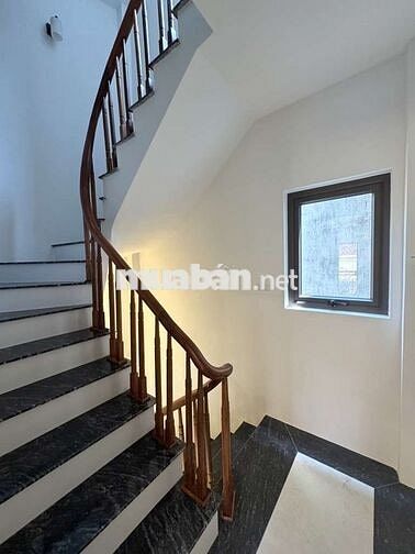 💰 HƠN 5 TỶ XÍU – SỞ HỮU NHÀ ĐẸP 6 TẦNG GẦN VINCOM LONG BIÊN 💎✨
🏡