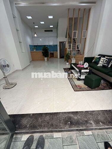 NHÀ ĐẸP NHIỀU CÔNG NĂNG HIẾM CÓ QUẬN 12