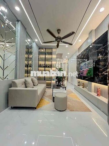 BẠCH MAI - HỒNG MAI - HOÀ BÌNH 7 - 42M x 4 TẦNG - LÔ GÓC - NGÕ THÔNG.