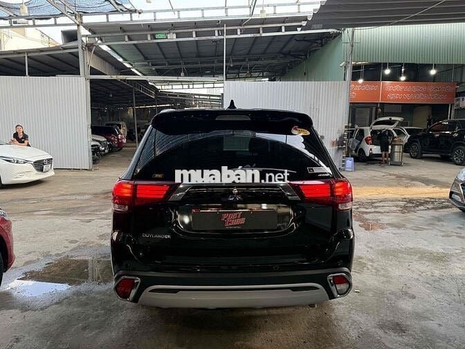 Mitsubishi Outlander 2020 2.4 CVT Premium 12000 km