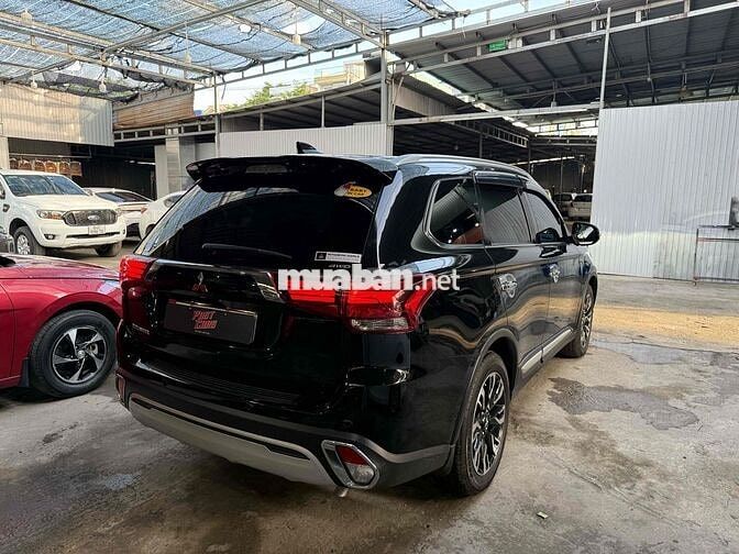 Mitsubishi Outlander 2020 2.4 CVT Premium 12000 km