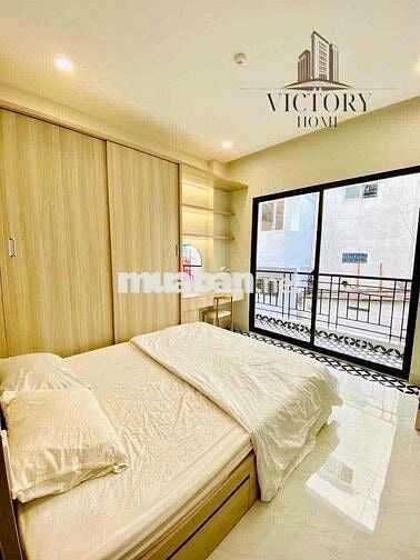 CHDV KẾ BÊN ĐH HUTECH - P25 BÌNH THẠNH - HXH - 4 TẦNG - 4 PHÒNG ĐẸP FU