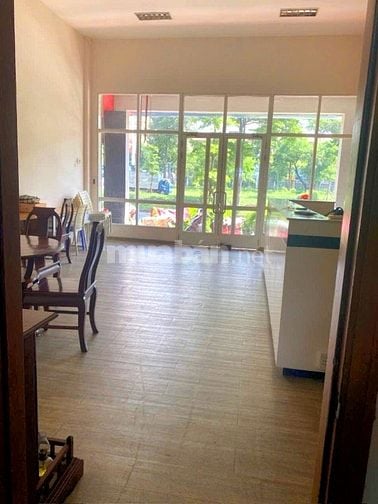 BÁN NHÀ MẶT TIỀN : 435 NGUYỄN VĂN LINH - P. TÂN PHONG - Q. 7 - TPHCM