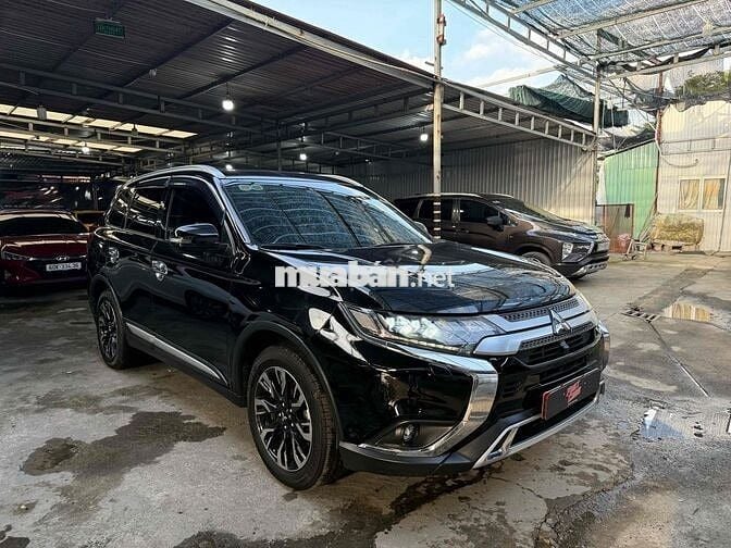 Mitsubishi Outlander 2020 2.4 CVT Premium 12000 km
