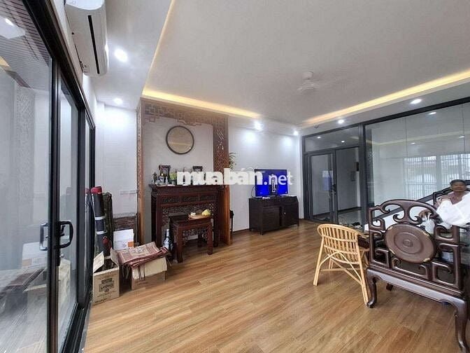 TÒA NHÀ VĂN PHÒNG- 7 TẦNG THANG MÁY - Ô TÔ ĐỖ CỬA- Minh Khai 87M