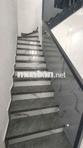 Nhà 1 trệt 1 lầu gần Khu Hành chính UBND tỉnh Vĩnh Long