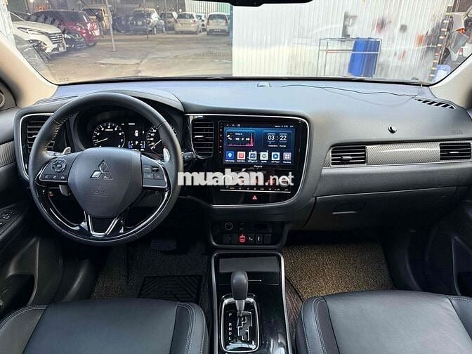 Mitsubishi Outlander 2020 2.4 CVT Premium 12000 km