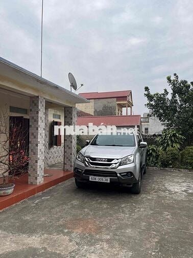 Isuzu Mu X 2017 2.5 4X2 MT - Xe gia đình