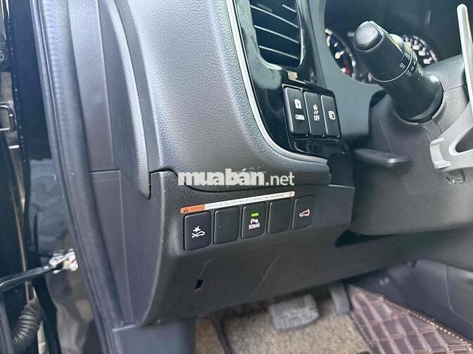 Mitsubishi Outlander 2020 2.4 CVT Premium 12000 km
