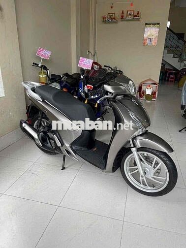 shvn 125cc . máy zin im . ko hú. đúng chất xe đẹp