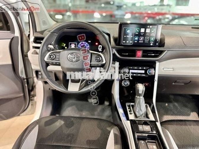 Toyota Veloz Cross 1.5 CVT 2024