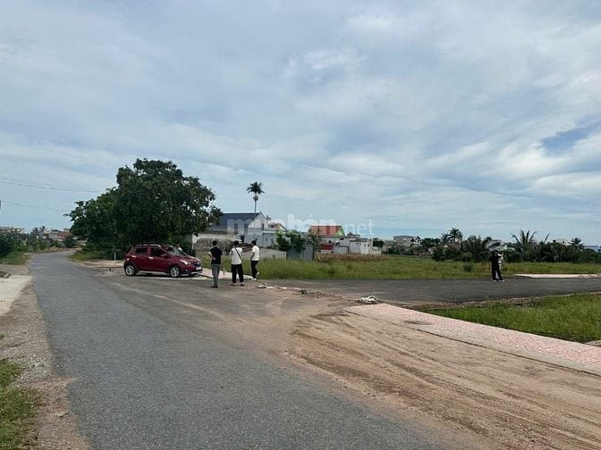 Lô đất đẹp, mặt biển Quất Lâm, đối diện khu nghỉ dưỡng, giá 1,2 tỷ