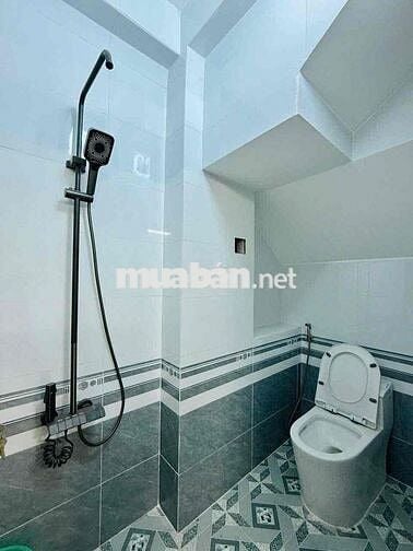 Nhà Mới MINI Đường Số 51 (4x10m) 2 Lầu 5PN 4WC Sẵn Máy Lạnh 13tr