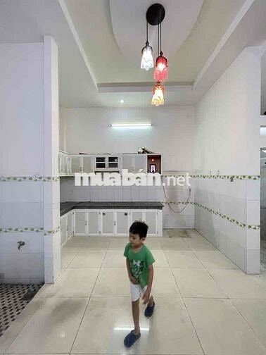 BÁN NHÀ BÌNH TÂN: L.V.QUỚI 60M2x3 TẦNG, HẺM XE HƠI, SHR VUÔNG VỨC