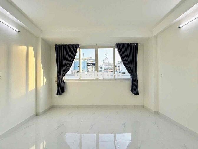 Nhà Mới MINI Đường Số 51 (4x10m) 2 Lầu 5PN 4WC Sẵn Máy Lạnh 13tr