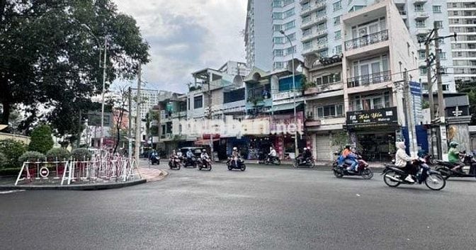 Cho thuê nhà nguyên căn – 21/16 Hoàng Minh Giám, P.9, Q. Phú Nhuận