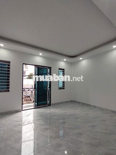 🏡 NHÀ ĐÔNG LA ĐẠI THÀNH– HƠN 4 TỶ - 55M2 4 TẦNG - Ô TÔ ĐỖ CỬA