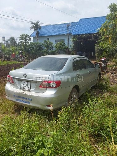 bán xe oto toyota altis đời 2011 số sàn  170 triệu đăng ký đồng nai