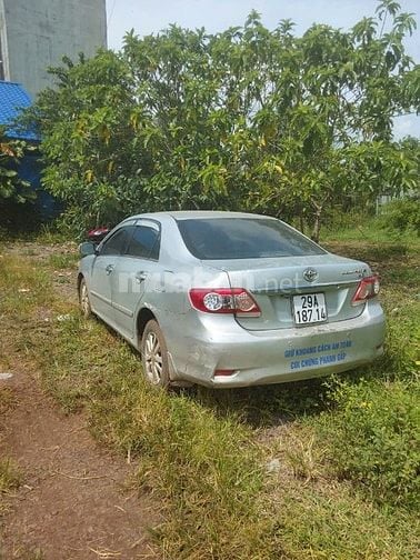 bán xe oto toyota altis đời 2011 số sàn  170 triệu đăng ký đồng nai