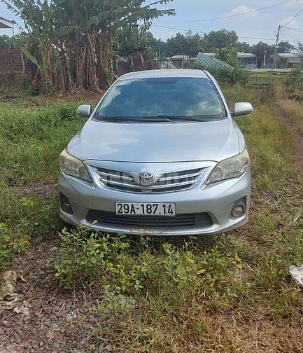 bán xe oto toyota altis đời 2011 số sàn  170 triệu đăng ký đồng nai
