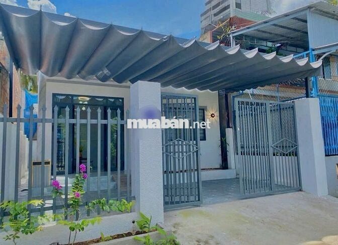 Bán Bán Bán Gấp Căn nhà ở Tân Phú Trung Củ Chi 900tr Sổ Hồng riêng