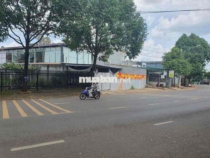 Đất mặt tiền kinh doanh ngay Chợ Thành Nhất BMT ĐĂK LĂK