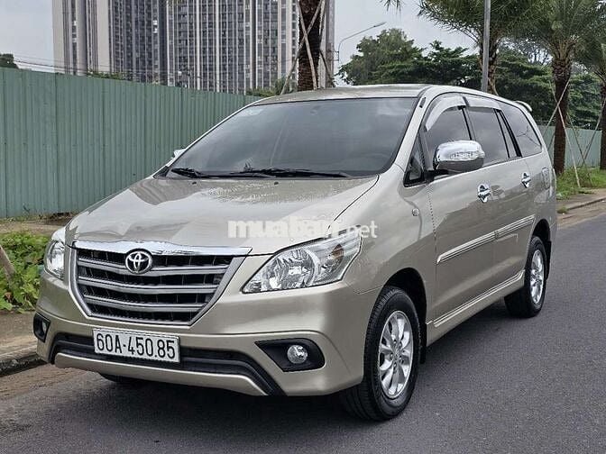 Innova E 2015 số sàn odo 63000km TpHCM