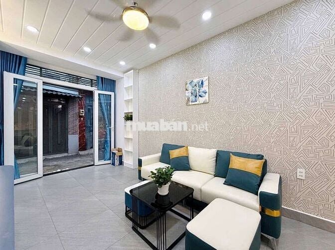 Chính chủ bán gấp nhà đường Văn Chung Tân Bình|hẻm xe hơi| gần sân bay