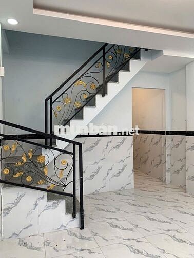 CHO THUÊ NHÀ LẦU 4x8m, 2PN TẠI XUÂN THỚI THƯỢNG, HÓC MÔN