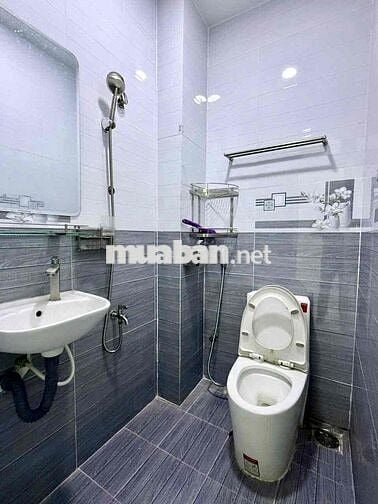 Nhà nguyên căn Ni Sư Huỳnh Liên, Tân Bình, 1 trệt 1 lầu, 3PN – 2WC,