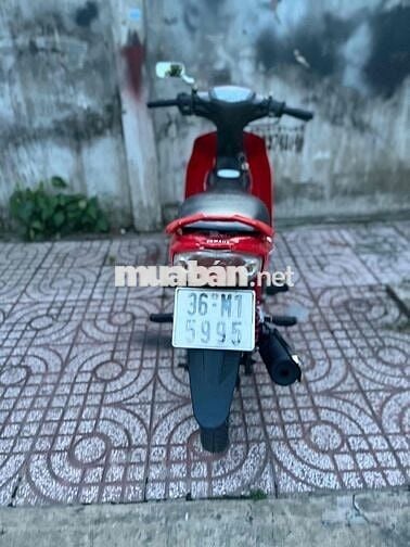 em cần bán chiếc sirus nhà đang đi