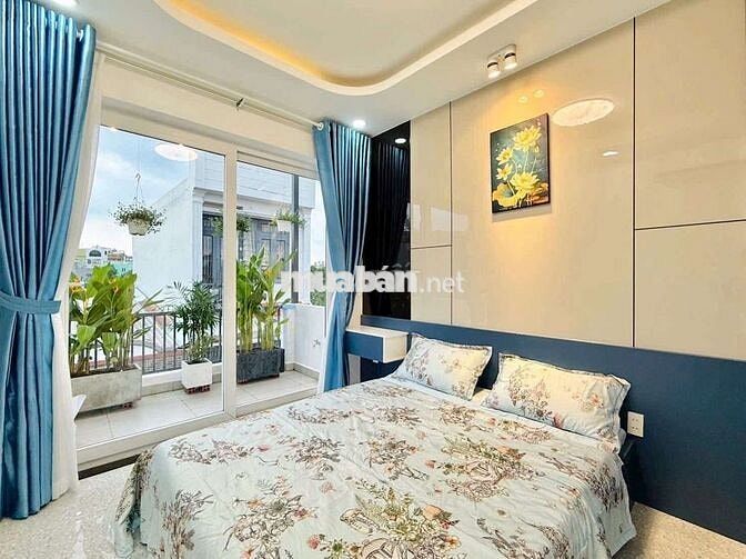 Chính chủ bán gấp nhà đường Văn Chung Tân Bình|hẻm xe hơi| gần sân bay