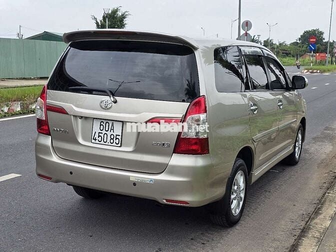 Innova E 2015 số sàn odo 63000km TpHCM